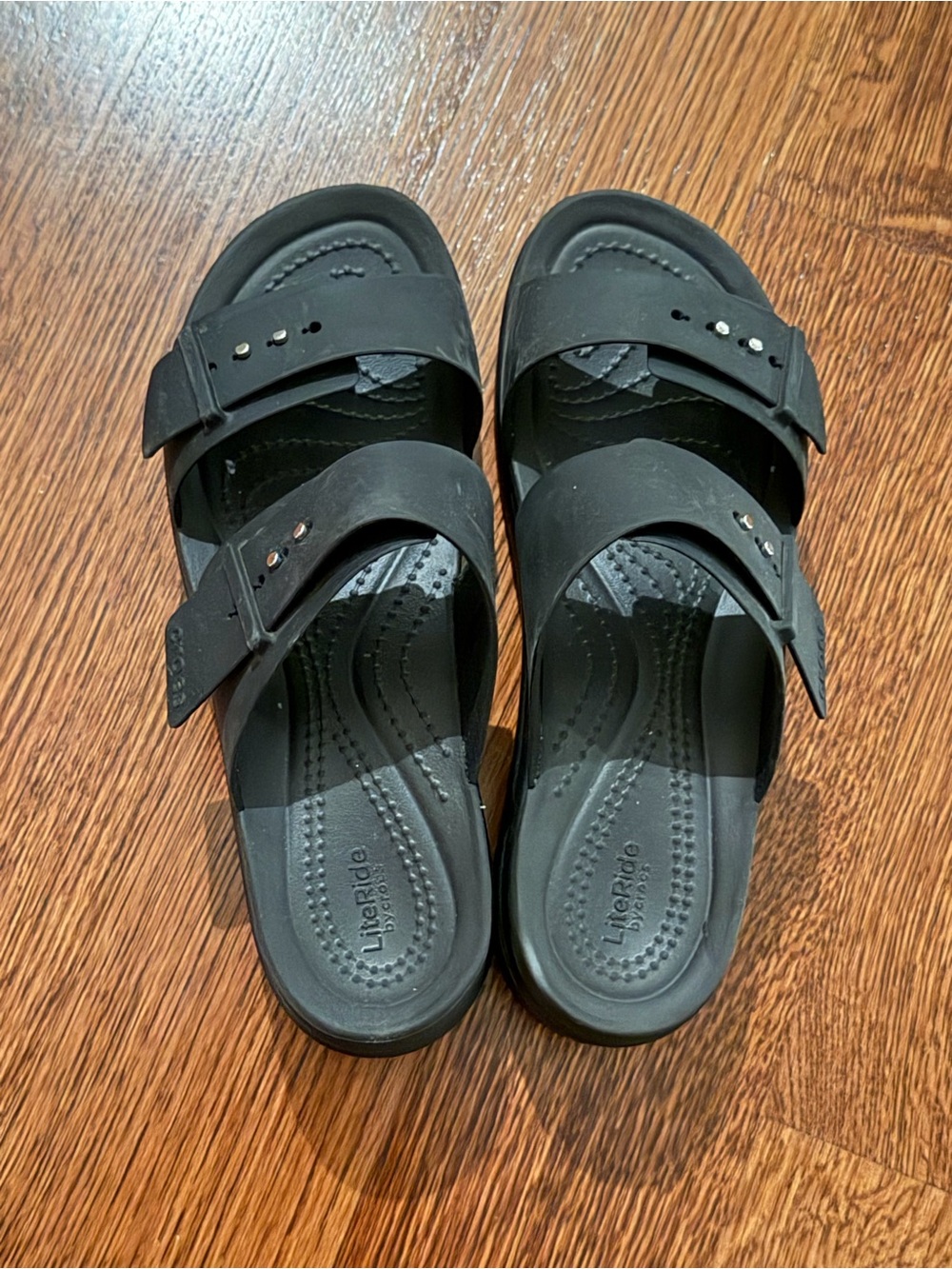 Crocos Black womens Slide Sandals with Adjustable Straps size 8
